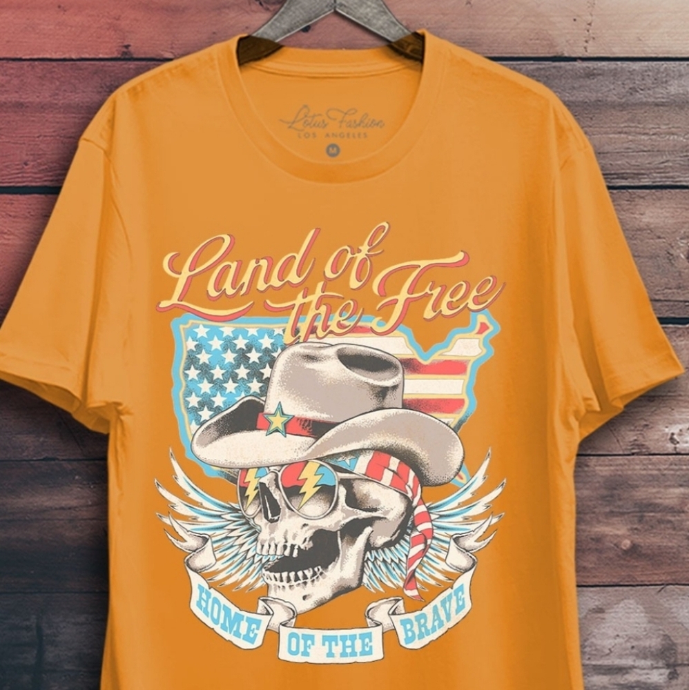 Graphic Tee by Lotus